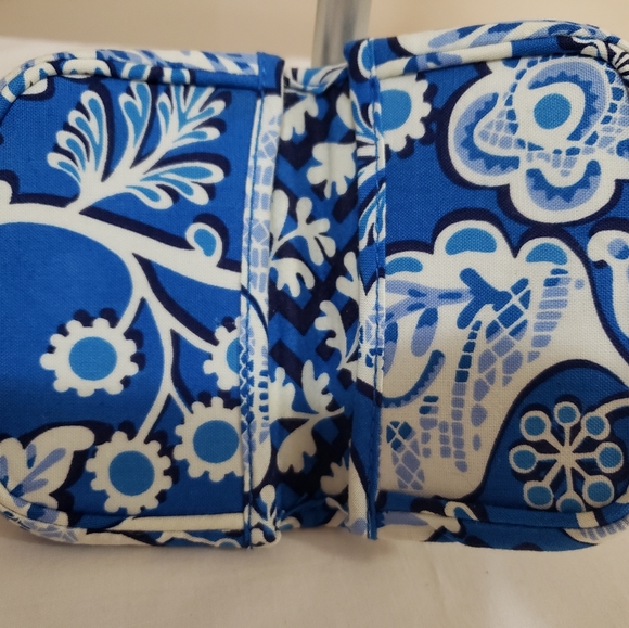 Vera Bradley Card Holder - Picture 2 of 3